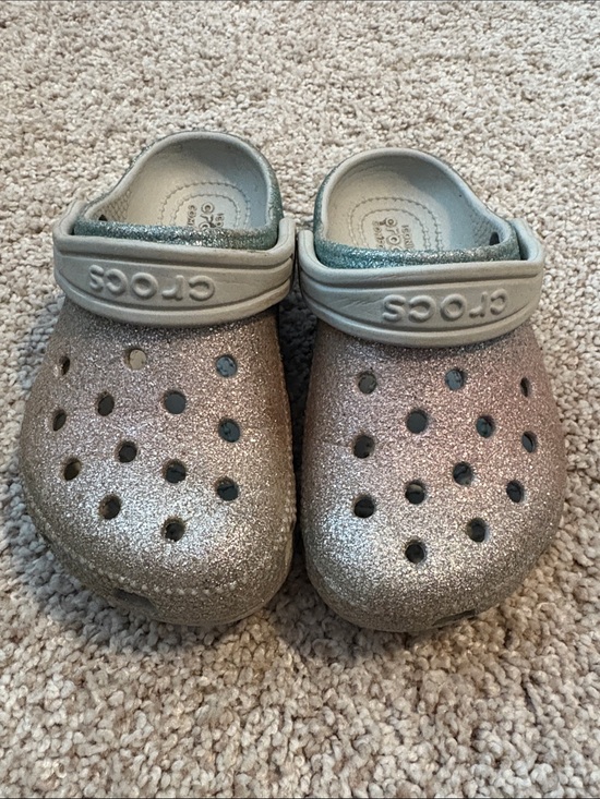 CROCS Other - CROCS Kids Glitter Clog in Silver and Pink